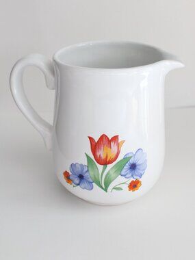 Corelle Fresh Cut Creamer